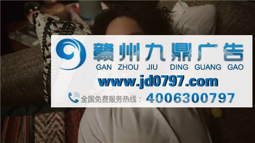 苹果最新广告，炸了！