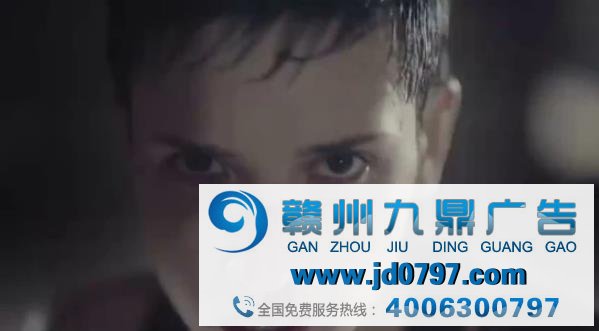 你见过带血的卫生巾广告吗？