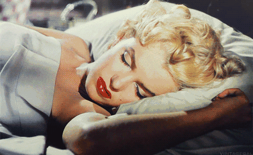 Dior新款香水广告,很杜蕾斯!