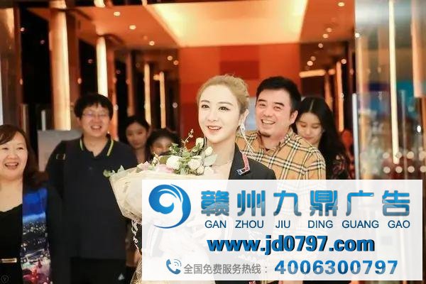 “微哑”的薇娅,她凭什么可以或者一日带货27亿？