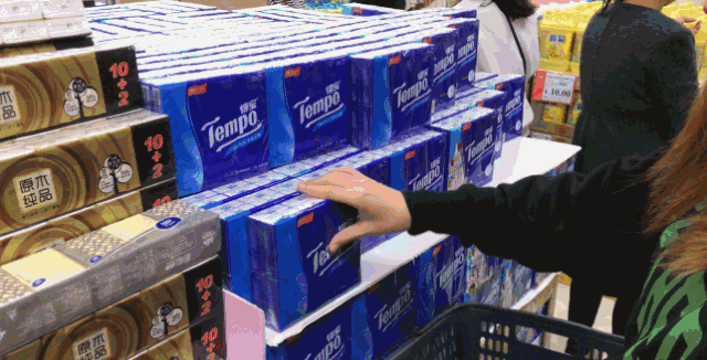 纸巾界的“劳斯莱斯”,竟然热衷拍5毛广告?