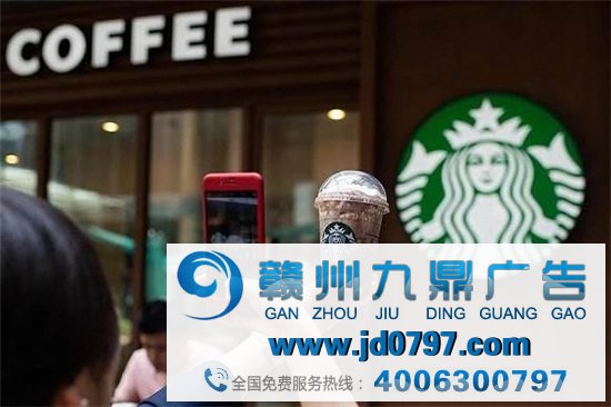 瑞幸被“围剿”，但他撬开了“性价比之门”