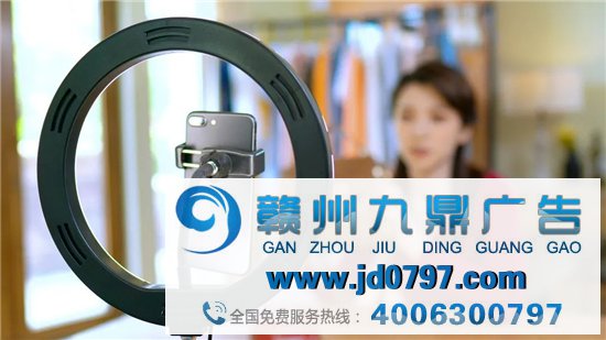 疫情如何影响欧美色情行业?