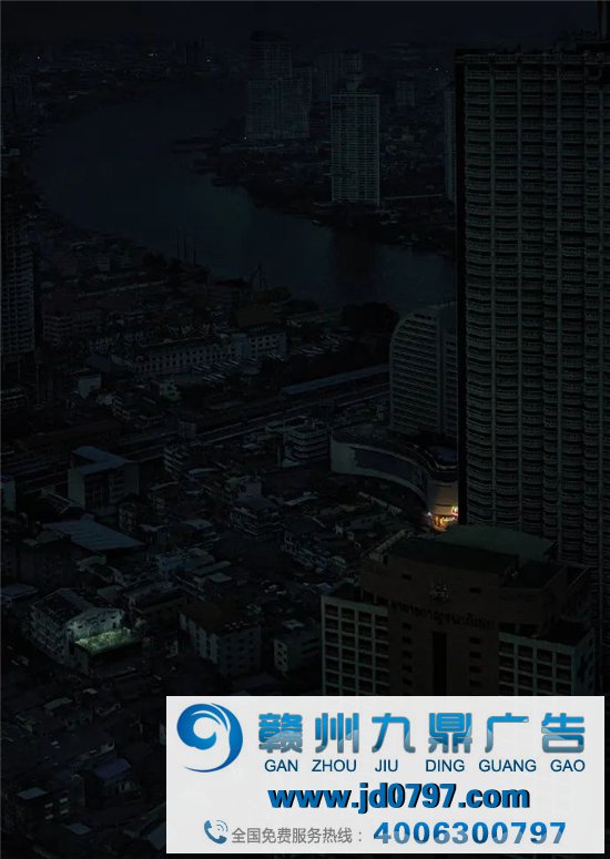 麦当劳新海报，比0元汉堡更香！
