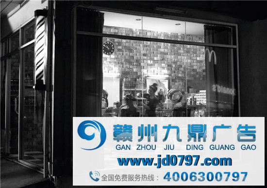从麦当劳open late系列海报，聊什么叫大创意