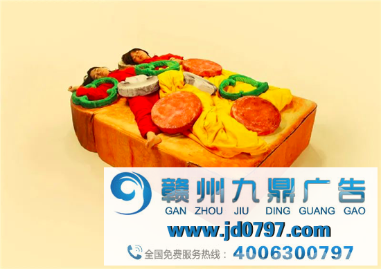 松饼鞋、披萨毯、辣条枕，这些品牌周边太馋人了！