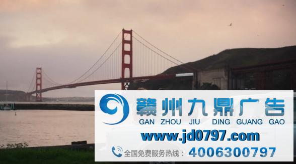 Gap携手Palace推出联名系列,致敬90年代复古风格和滑板文化